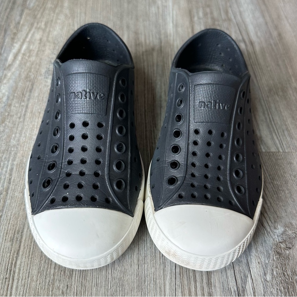 Black Natives, toddler size 10